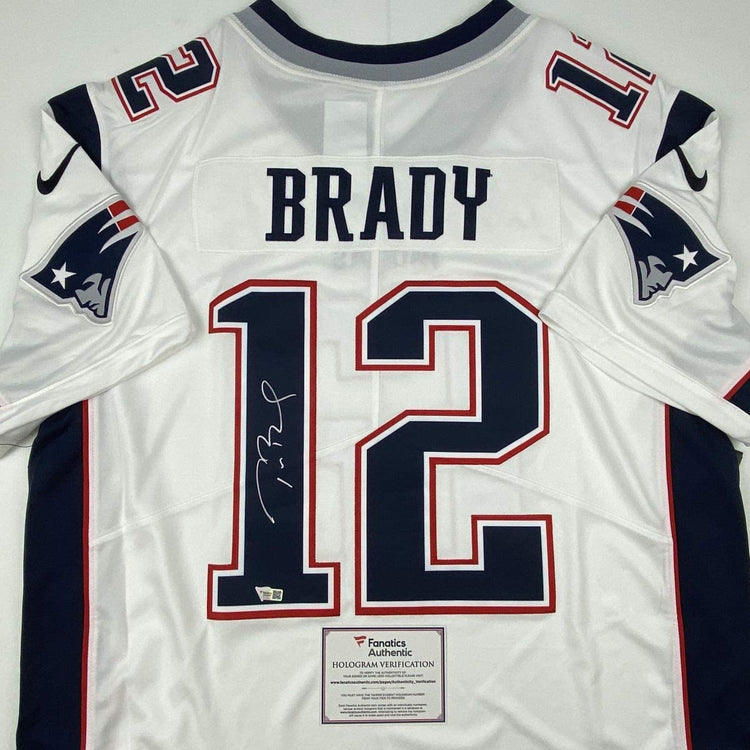 Autographed/Signed Tom Brady New England Patriots White Authentic Nike Limited Football Jersey Fanatics COA