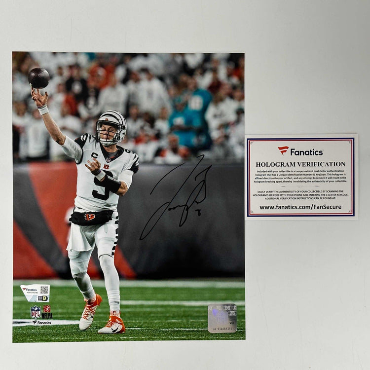 Autographed/Signed Joe Burrow Cincinnati Bengals 8x10 Football Photo Fanatics COA #2