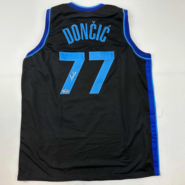 Facsimile Autographed Luka Doncic Dallas Black Reprint Laser Auto Basketball Jersey Size Men's XL