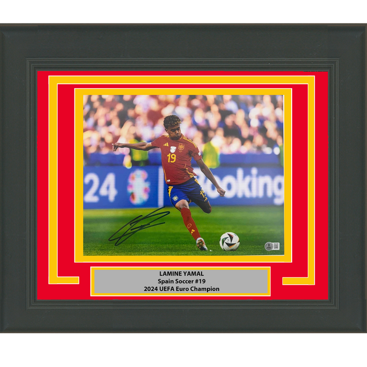 Framed Autographed/Signed Lamine Yamal Spain 11x14 Soccer Photo Beckett BAS COA