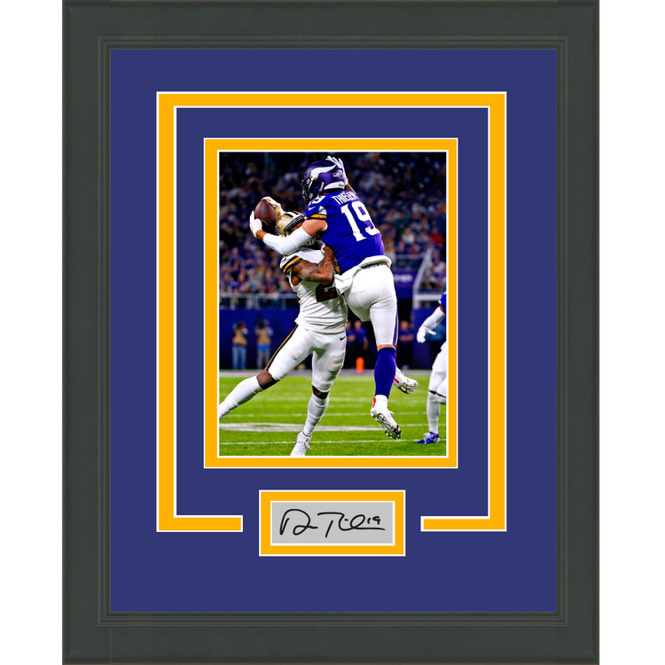 Framed Adam Thielen Facsimile Laser Engraved Signature Auto Minnesota Vikings 11x14 Football Photo