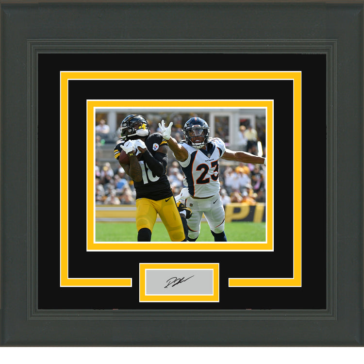 Framed Diontae Johnson Facsimile Laser Engraved Signature Auto Pittsburgh Steelers 11x14 Football Photo