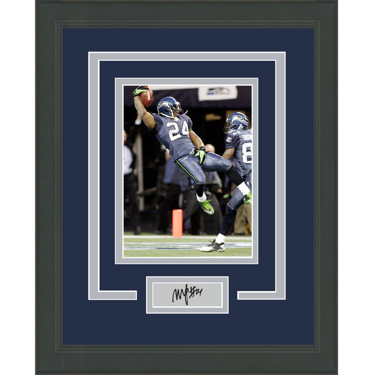 Framed Marshawn Lynch Facsimile Laser Engraved Signature Auto Seattle Seahawks 11x14 Football Photo