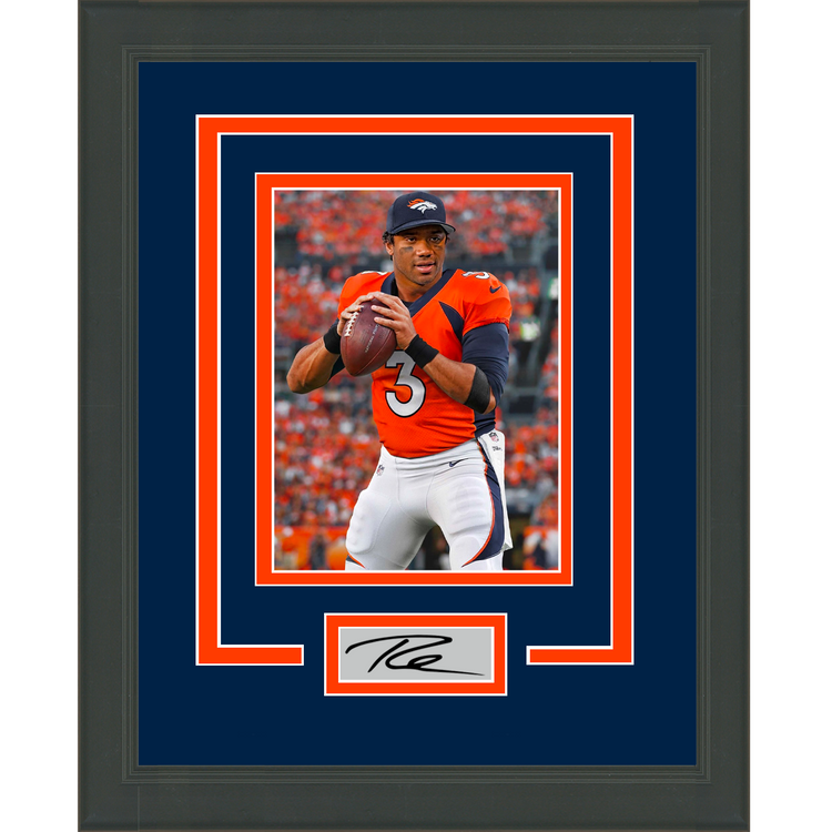 Framed Russell Wilson Facsimile Laser Engraved Signature Auto Denver Broncos 11x14 Football Photo