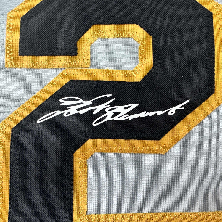 Facsimile Autographed Roberto Clemente Pittsburgh Grey Reprint Laser Auto Baseball Jersey Size Men's XL