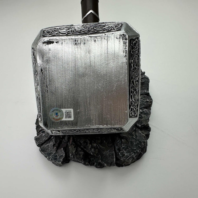 Autographed/Signed Chris Hemsworth Thor Mjolnir 17" Hammer with Base Marvel Avengers Infinity War End Game Replica Movie Prop Beckett BAS COA