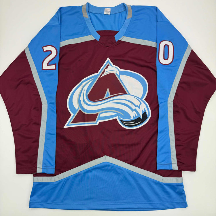 Autographed/Signed Ross Colton Colorado Maroon Hockey Jersey Beckett BAS COA