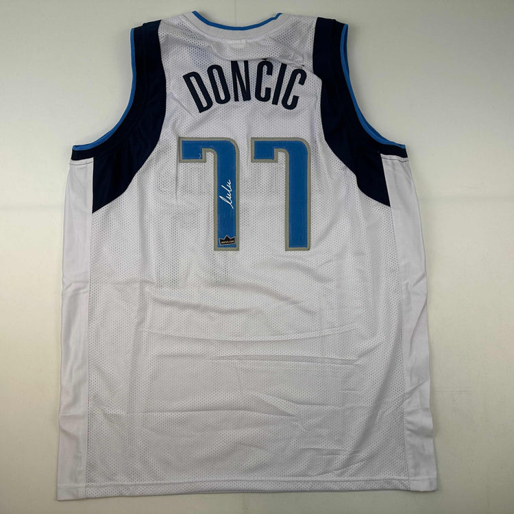 Facsimile Autographed Luka Doncic Dallas White Reprint Laser Auto Basketball Jersey Size Men's XL