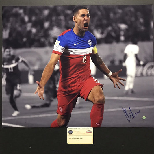 Autographed/Signed Clint Dempsey"USA" Team World Cup Soccer 16x20 Photo Steiner Sports COA