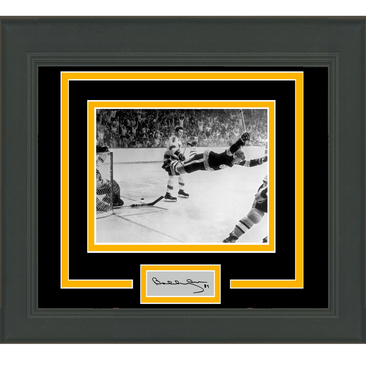 Framed Bobby Orr Facsimile Laser Engraved Signature Auto Boston Bruins 11x14 Hockey Photo