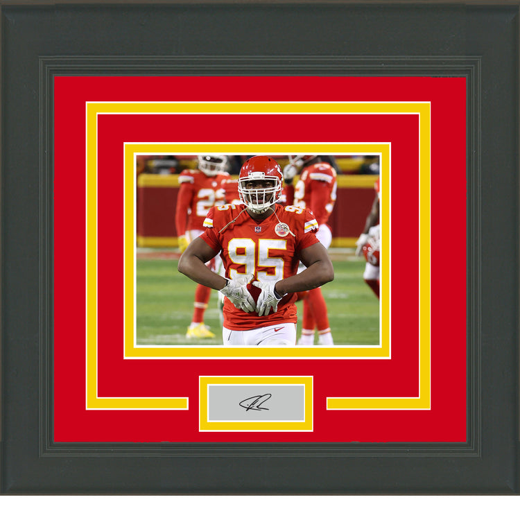 Framed Chris Jones Facsimile Laser Engraved Signature Auto Kansas City Chiefs 11x14 Football Photo