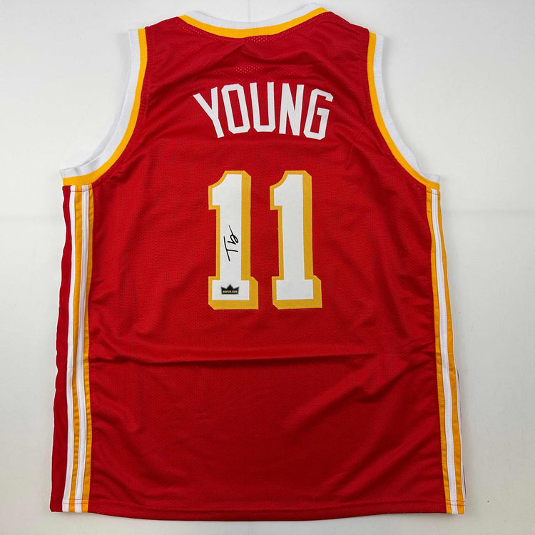 Facsimile Autographed Trae Young Atlanta Red Reprint Laser Auto Basketball Jersey Size Men's XL